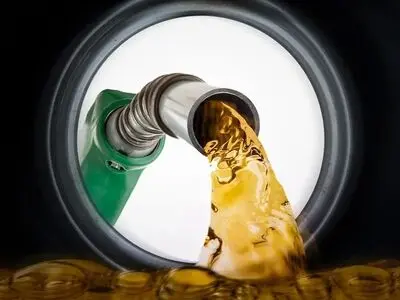 با ذخیرۀ یک میلیارد لیتر گازوئیل می‌شد در فصل سرما قطعی برق نداشته باشیم + اینفوگرافیک