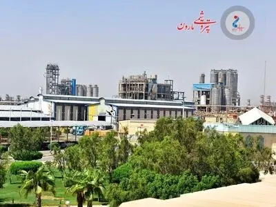 دریافت تندیس «صنایع تاب‌آور جنگ ۱۴۰۵»، توسط پتروشیمی مارون 