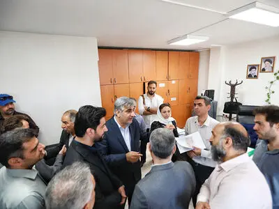بازدید مدیرعامل تامین اجتماعی از وضع ارائه خدمات در شعب سازمان