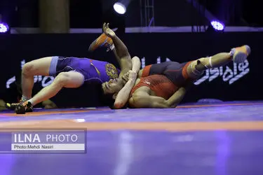 والی‌زاده و آذرپیرا در فینال کشتی آزاد آسیا