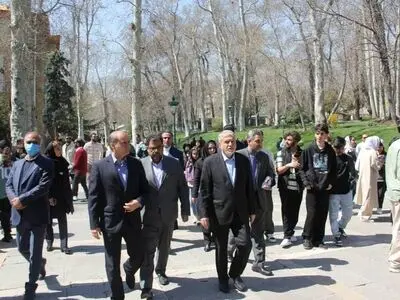 بازدید صالحی‌امیری از مجموعه فرهنگی تاریخی نیاوران/ تأکید بر ارائه خدمات شایسته به گردشگران نوروزی