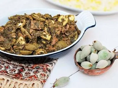طرز تهیه خورش چغاله بادام