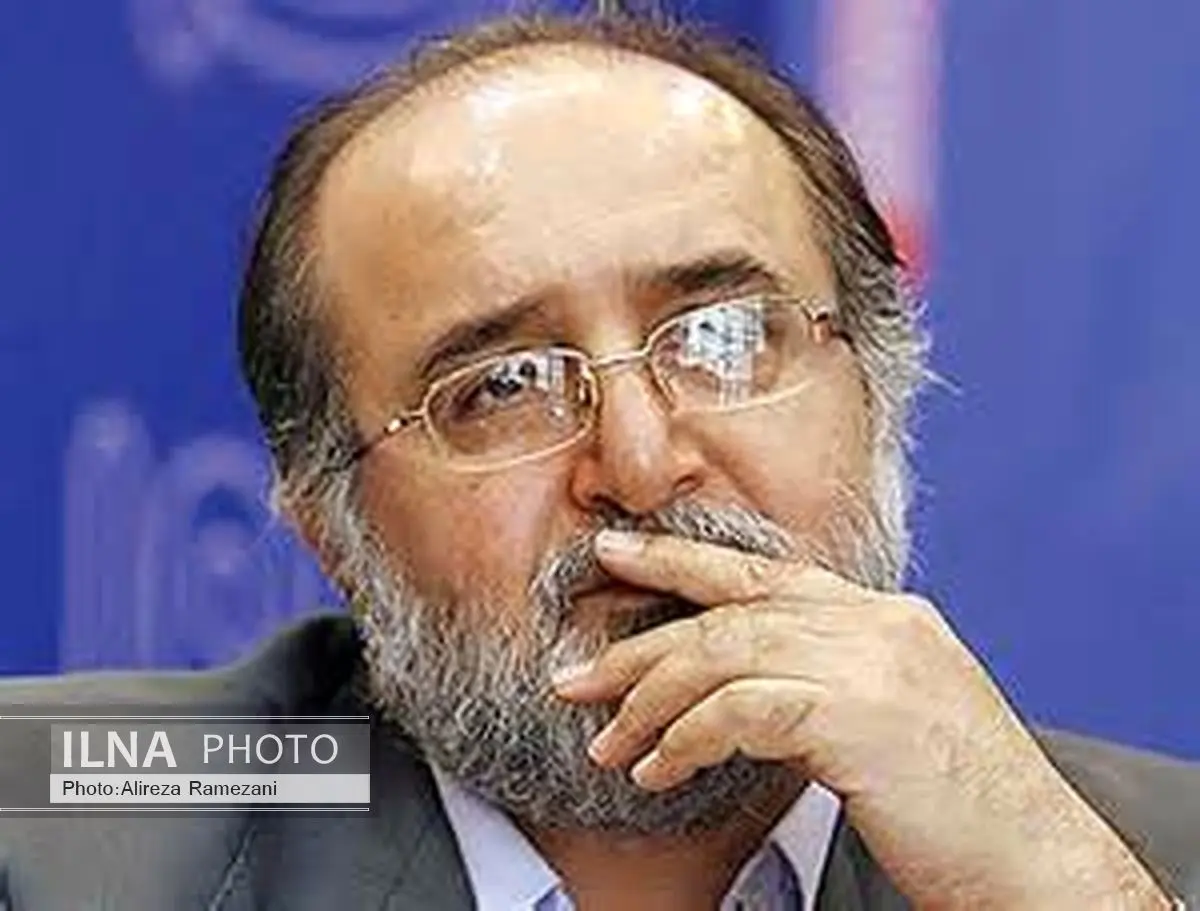 بنگاه داری و شرکت داری را دولت و مجلس با مصوبات خودشان تحمیل کردند