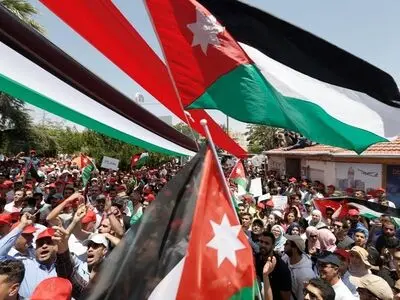 اعتصاب سراسری و ادامه اعتراض‌ها در اردن