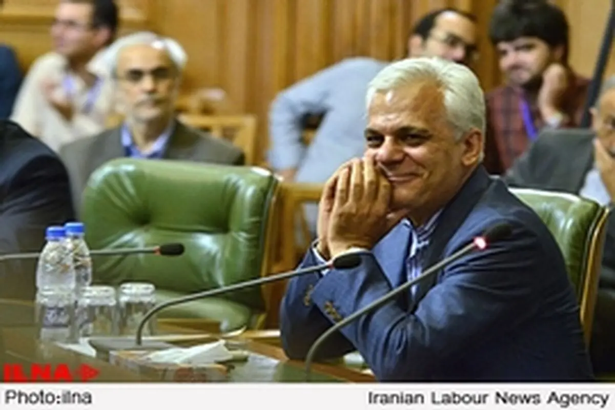 شهرداری در پروژه ایران زمین تخلف نکرد / سند دارید رو کنید