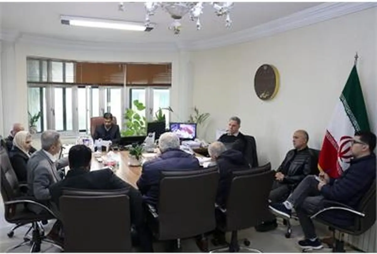 بازنشستگان مستقل خواسته‌های خود را مطرح کردند/ هم‌اندیشی برای رفع دغدغه‌های بازنشستگان تأمین اجتماعی گیلان