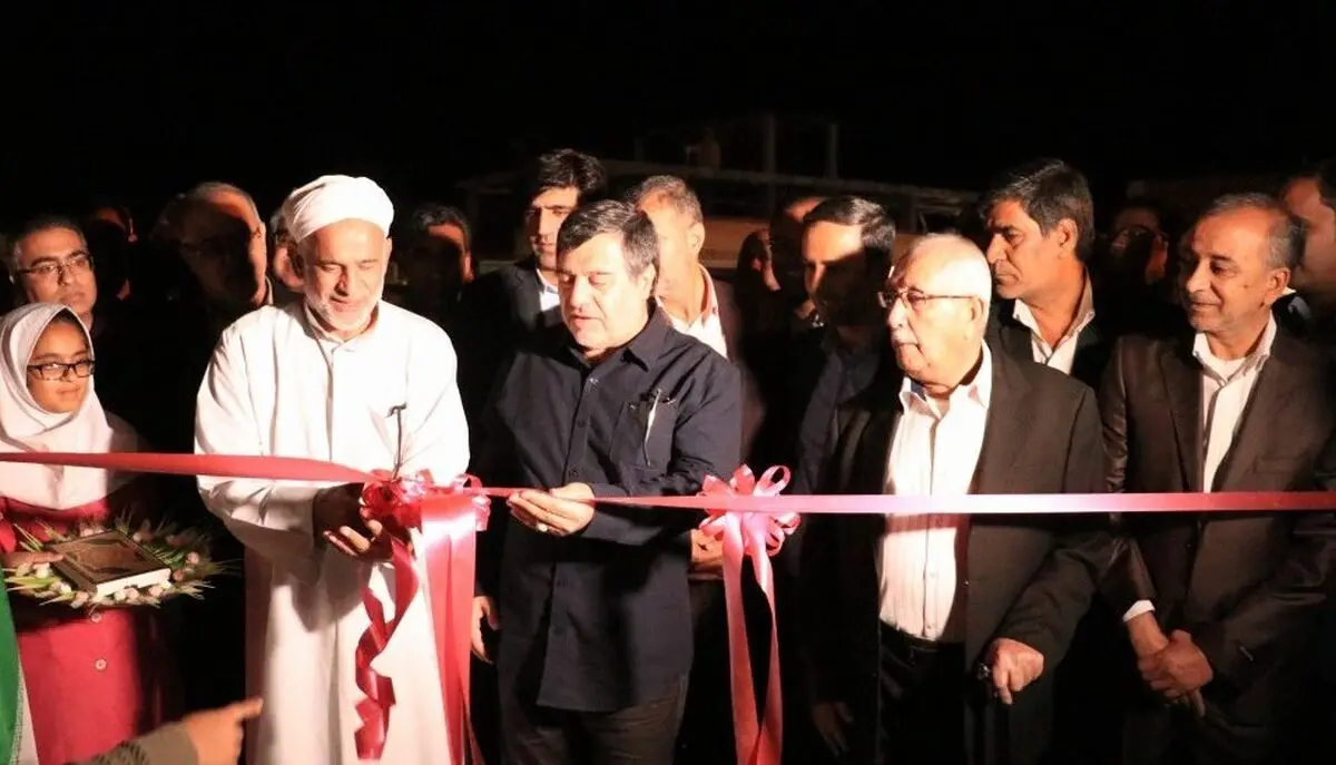 افتتاح دبستان ۱۰ کلاسه در شهر رویدر با حضور استاندار هرمزگان