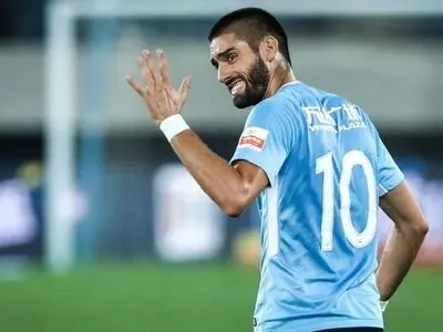 کاراسکو از حضور در تمرینات دالیان چین محروم شد؛ عذرخواهی کن و برگرد!