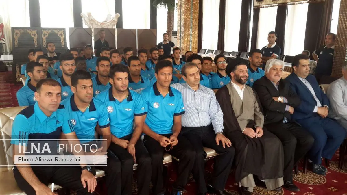 حضور فرزند آیت الله جزایری در جمع آبی پوشان خوزستان
