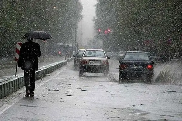 بارش شدید باران در ۹ استان کشور/ لزوم احتیاط شدید در رانندگی و پرهیز از سفر‌های غیرضروری 