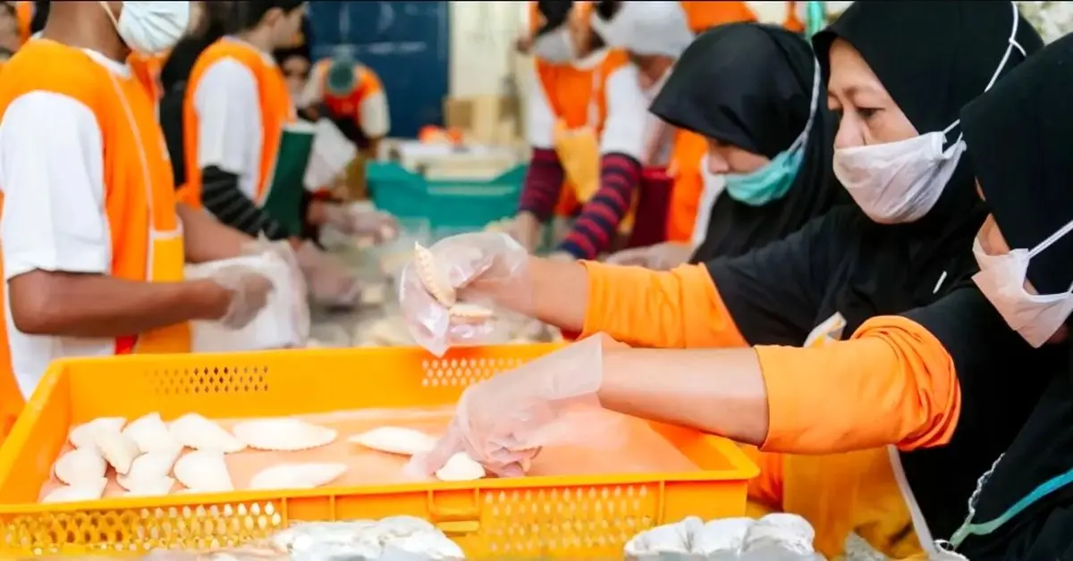 مهاجران در مالزی آموزش می‌بینند/ طرحی برای حمایت از زنان کارگرِ دور از خانه