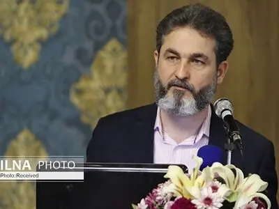 در بازار تک‌محصولی گردشگری دست و پا می‌زنیم/ کانال‌های توزیع و فروش سفر به ایران در دست سیستم منسوخ و قدیمی/ در تورهای ورودی تک‌محصولی عمل کرده‌ایم 