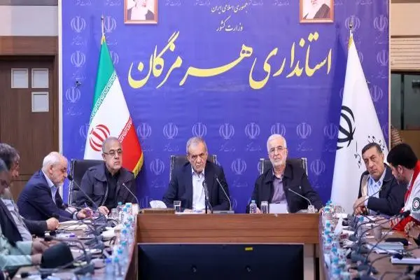 استمرار وضعیت فعلی و نگهداری حجم بالای کانتینرها بدون ساماندهی در بنادر پذیرفتنی نیست