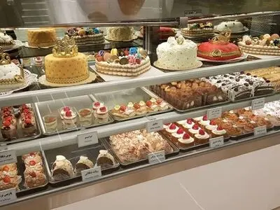 بیکاری یکصد نفر از صنف قنادان به دلیل کرونا / درخواستی برای مجوز جدید نداشتیم
