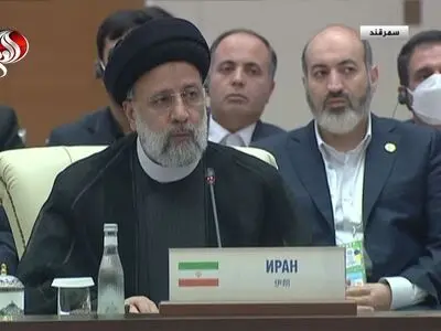 رئیسي: شنغهای قادرة على الوقوف بوجه السیاسات الاحادیة الامریکیة 