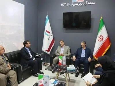 مناطق آزاد محل تلاقی تعاملات اقتصادی ملی هستند