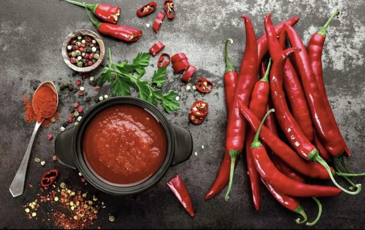 آیا مصرف بی‌رویه غذا‌های تند به سلامت دستگاه گوارش کمک می‌کند؟