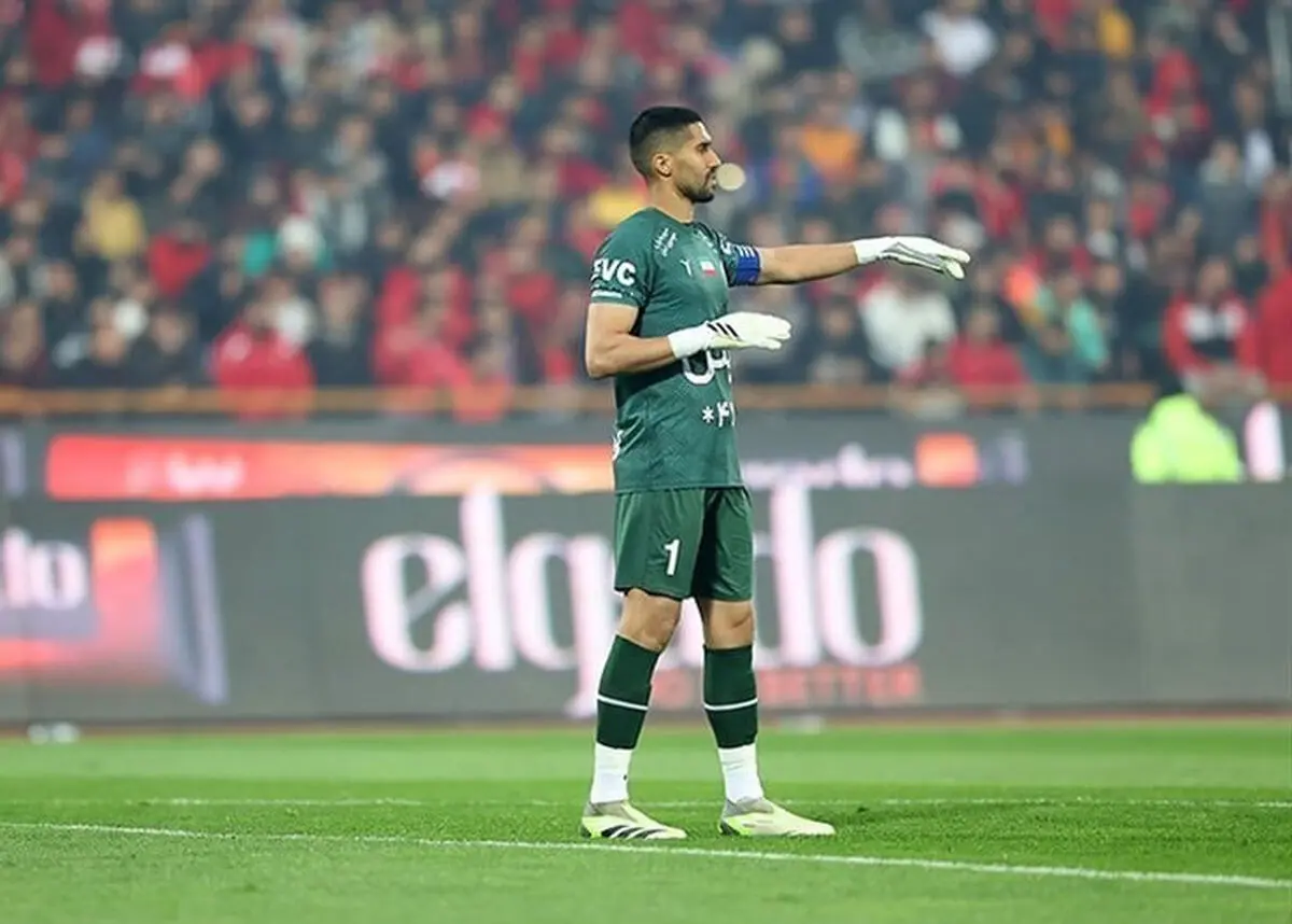  حسینی: اشتباهات داوری رخ نمی‌داد پرسپولیس پایین جدول بود 