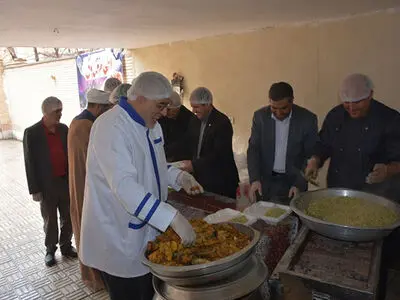 توزیع 32 هزار پرس غذا و 30 هزار قرص نان در بین مسافران