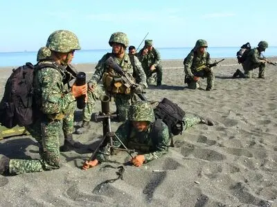 محدودیت استفاده از موبایل برای تفنگداران آمریکایی 