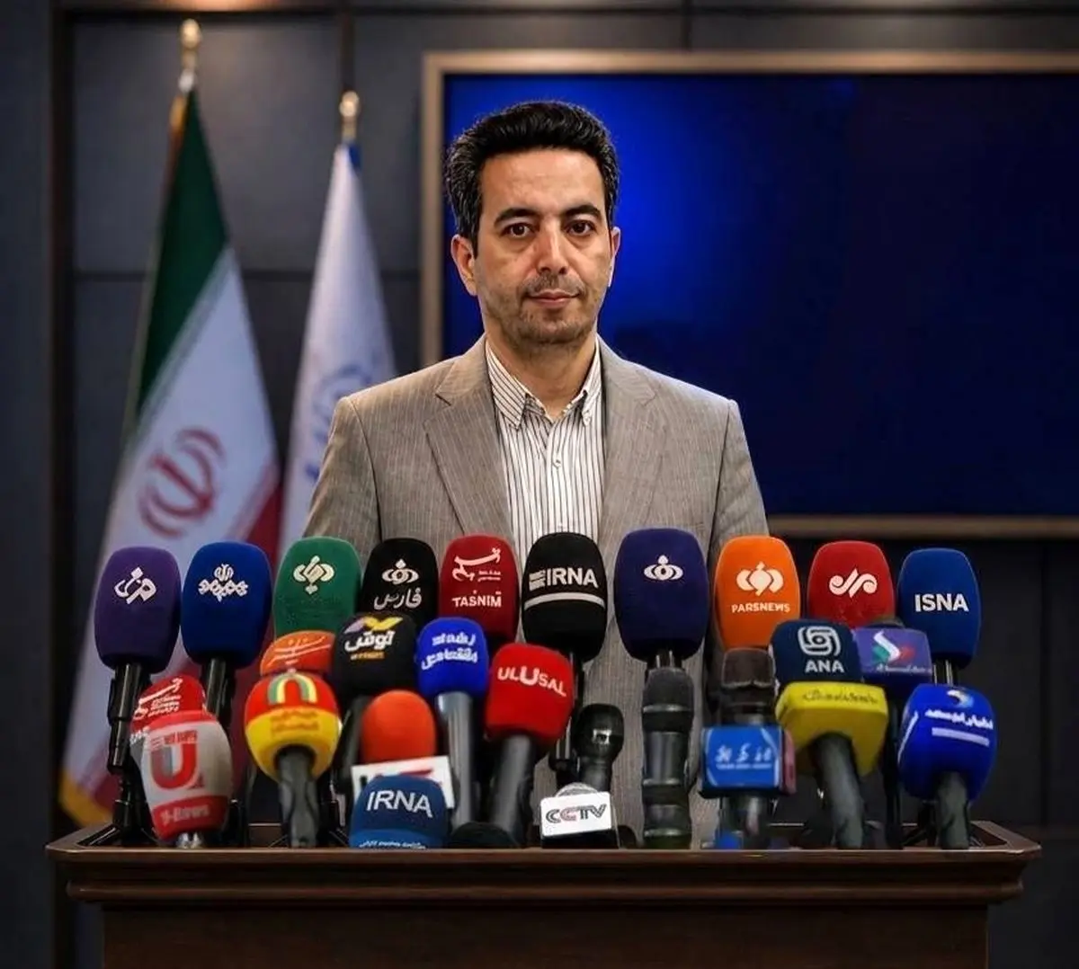 علی جنگروی رئیس خانه احزاب تهران شد