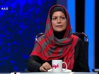 اظهارنظر افراد مختلف باعث ایجاد تشنج می‌شود و به هوادار استرس وارد می‌گردد