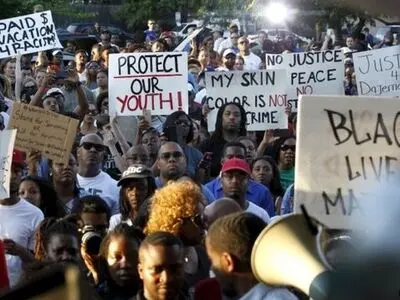 برگزاری تظاهرات علیه تبعیض‌نژادی در تگزاس