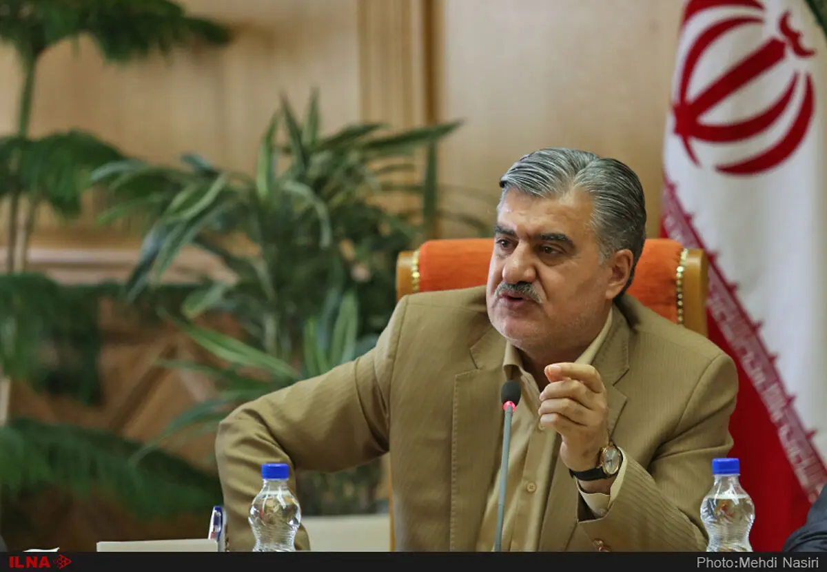 با توجه به منافع کشور درباره پایبندی به برجام تصمیم می‌گیریم/ کاهش تعهدات برجامی نیاز به مصوبه مجلس ندارد/ می‌خواهند تمام جهان را علیه ما بشورانند