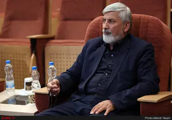 اصلاح‌طلبان به دنبال اردوکشی خیابانی هستند/ عیسی شریفی به دستور مافوقس تخاف نکرده است