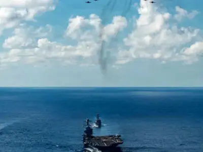 حمله آمریکا به یک شناور در آب‌های بین‌المللی