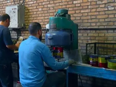 خروج یک واحد تولید رنگ از ورشکستگی با حمایت دادگستری تهران و پرداخت مطالبات بستانکاران