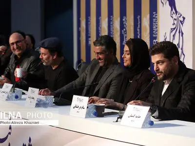 قاسمخانی: نه آدم سیاسی‌ام،‌ نه شوخی‌های فیلم رکیک بوده/ جشنواره‌ها اقبالی به فیلم‌های کمدی ندارند/ درخشانی: دست بازیگر در انتخاب بسته است