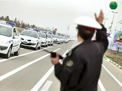 خدمت رسانی ۱۰۰ تیم گشت نوروزی راهور به زائران و مجاوران در مشهد
