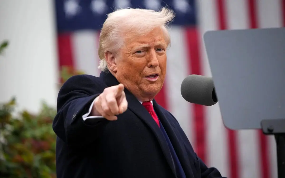 ترامپ وعده پرداخت ۲۰۰۰ دلار به هر شهروند آمریکایی را داد