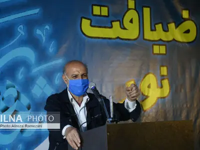 تاثیر افزایش دستمزدها بر سفره‌ کارگران را با حذف ارز ۴۲۰۰ تومانی از بین نبرید