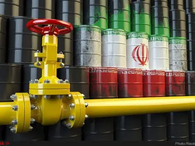 مسؤول هندی: لایمکننا التخلی عن شراء النفط الایرانی