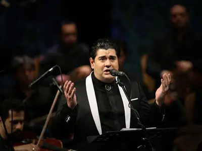 سالار عقیلی برای شهید مجید شهریاری  می‌خواند