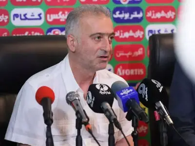 در رختکن هیچ حرفی برای گفتن نداشتم