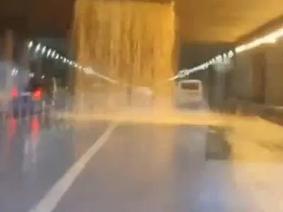 آبشاری که ناگهان در وسط یک اتوبان اصفهان سبز شد + فیلم