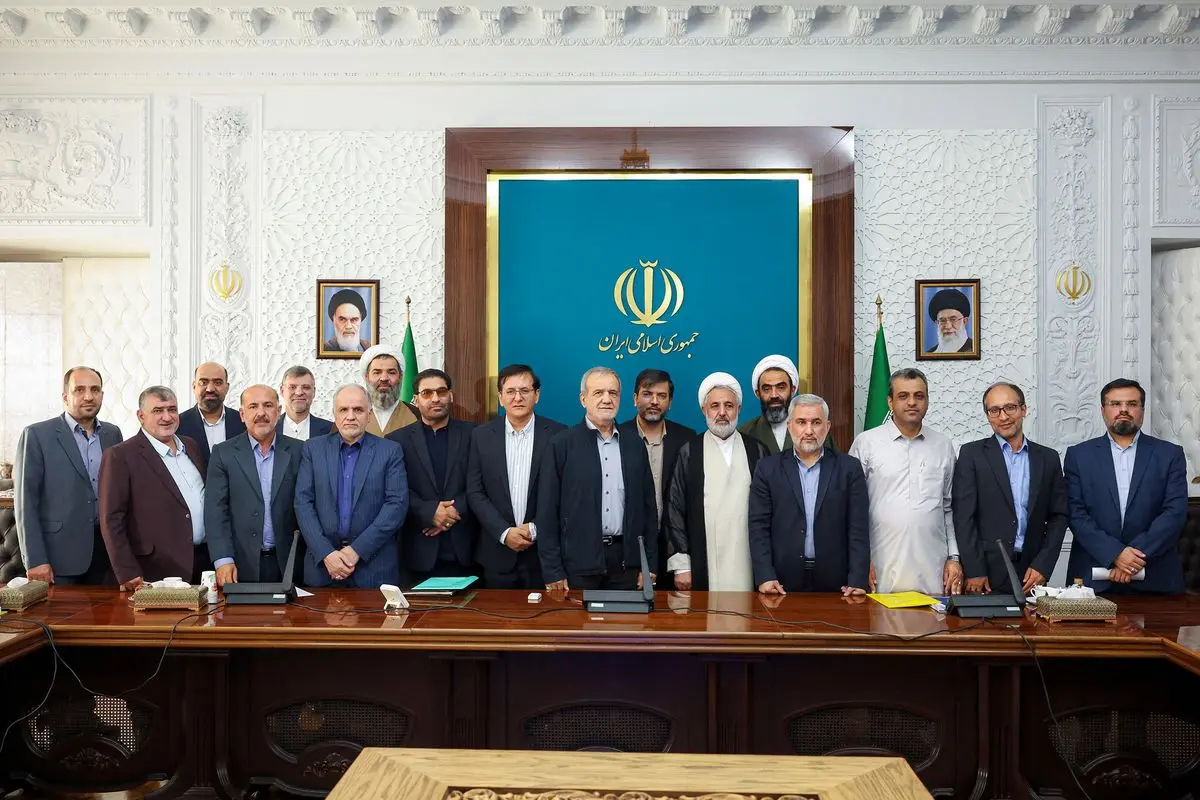 جزئیات دیدار اعضای کمیسیون حقوقی مجلس با رئیس‌جمهور