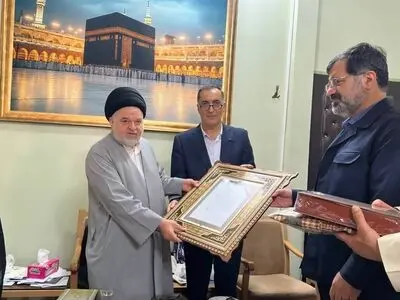 قدردانی رئیس بنیاد شهید از اقدامات ارزشمند آیت‌الله شهرستانی در حمایت از خانواده‌های معظم شهدا
