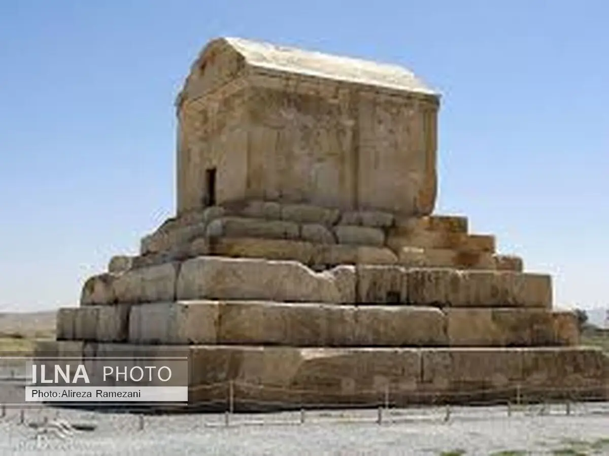 بازداشت هنجارشکنان بزرگداشت کوروش