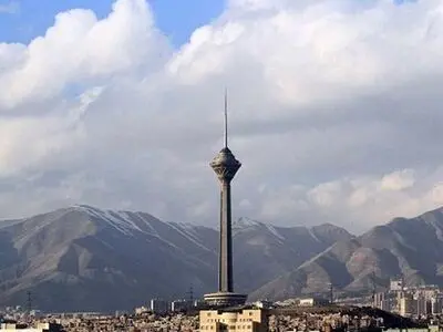 هوای تهران همچنان قابل قبول 