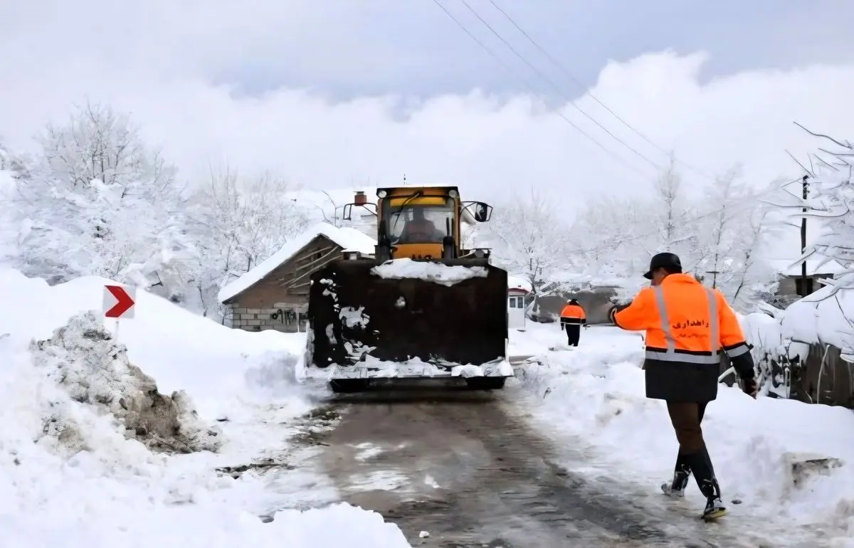 راه ارتباطی ۴۳ روستای مازندران مسدود شد