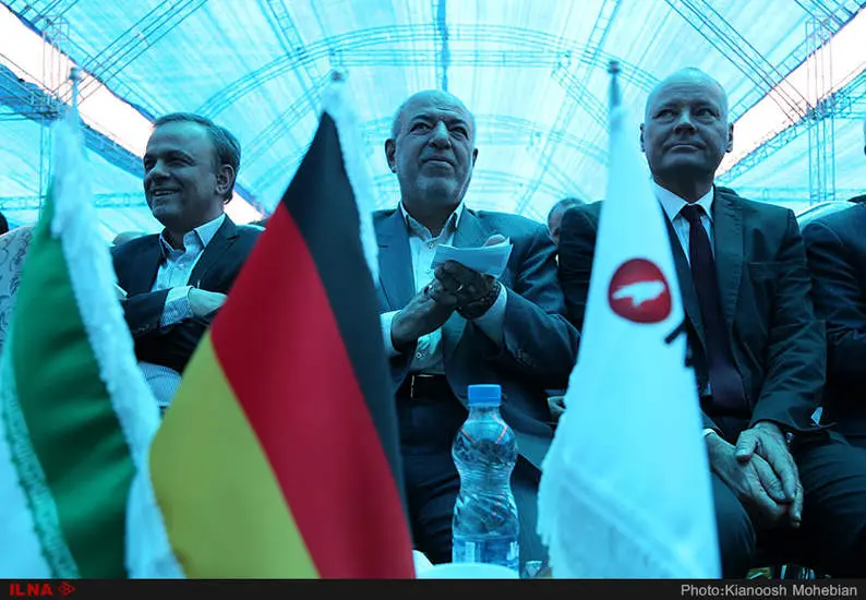 افتتاح بزرگترین نیروگاه خورشیدی ایران در کرمان