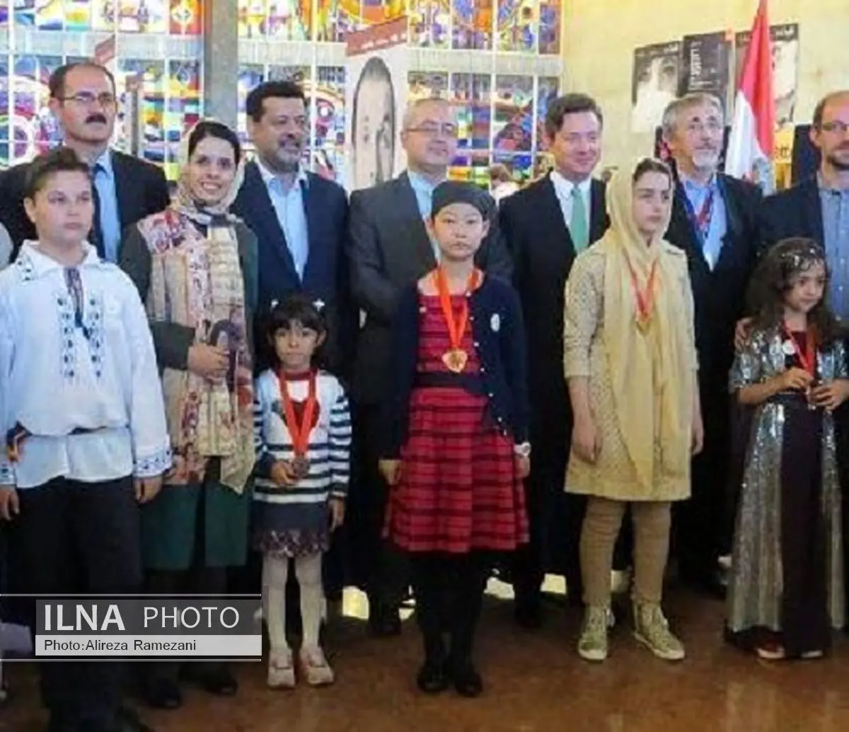 سه تندیس جشنواره نقاشی بوداپست به دانش‌آموزان آذربایجا‌ن‌غربی رسید