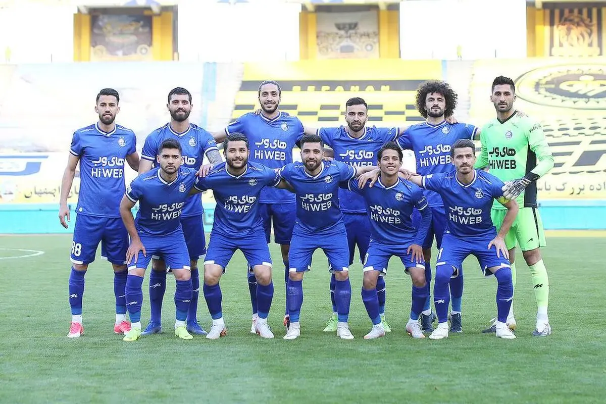 تمرینات استقلال فردا در 2 نوبت
