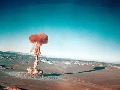 احتمال از سرگیری آزمایش‌های هسته‌ای «بر اساس اصل برابری و اقدام متقابل» با روسیه و چین