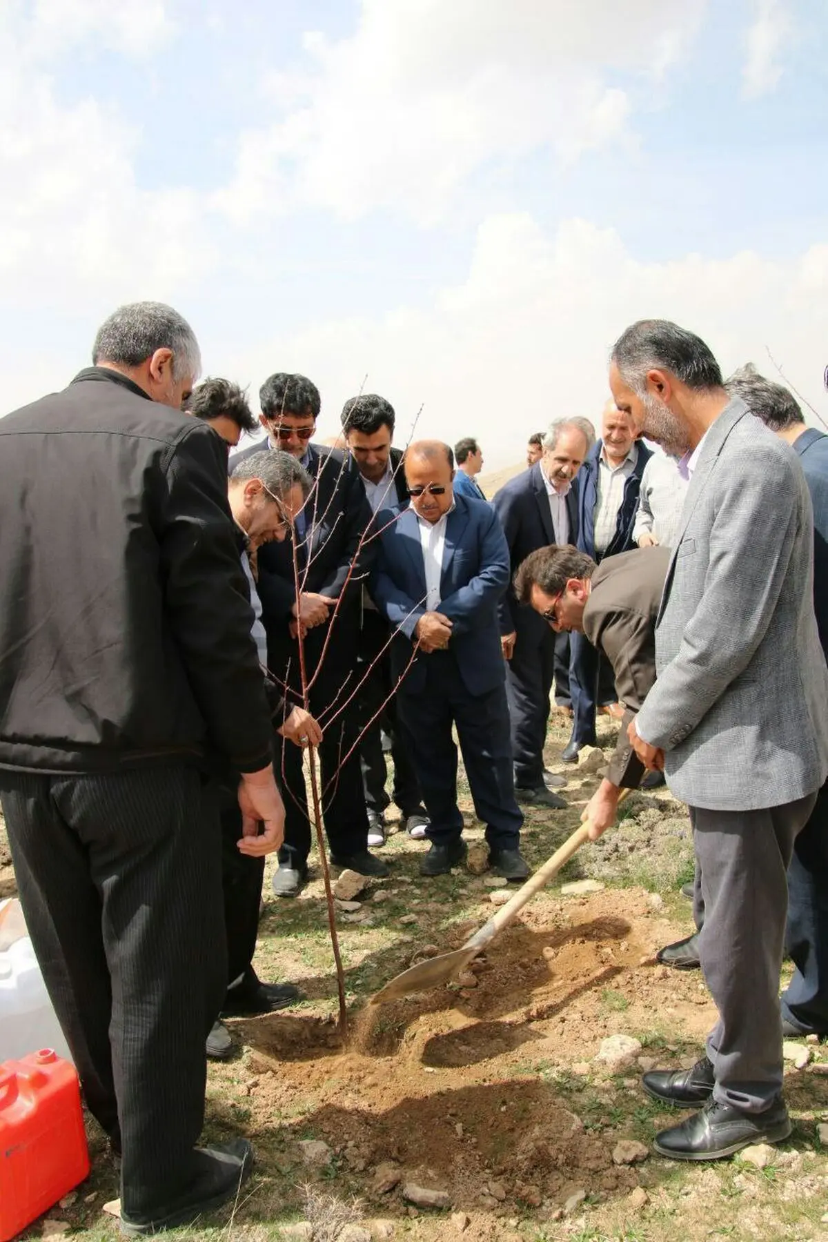 کلنگ احداث مجتمع تفریحی ،اقامتی گردشگری «آغ بلاغ» به زمین زده شد
