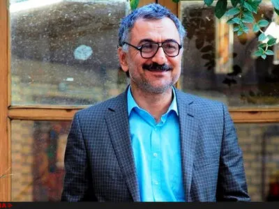 بررسی عملکرد دولت احمدی‌نژاد در یک حزب اصلاح‌طلب